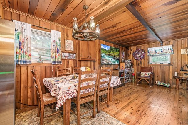 88 Hollingsworth Slough Rd, Doyle, TN 38559