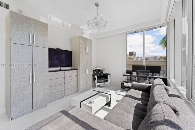 2100 Park Ave 201, Miami Beach, FL 33139