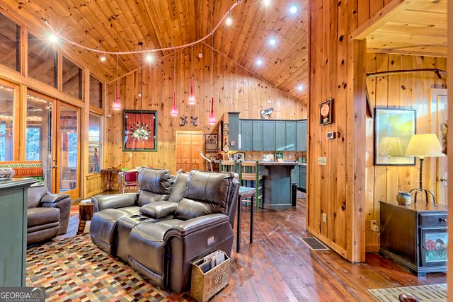 341 Brookwood Lane, Clarkesville, GA 30523