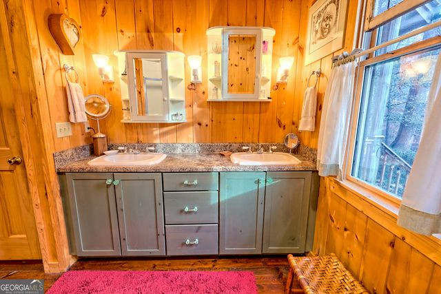 341 Brookwood Lane, Clarkesville, GA 30523