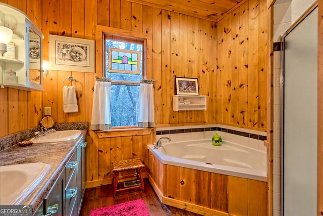 341 Brookwood Lane, Clarkesville, GA 30523