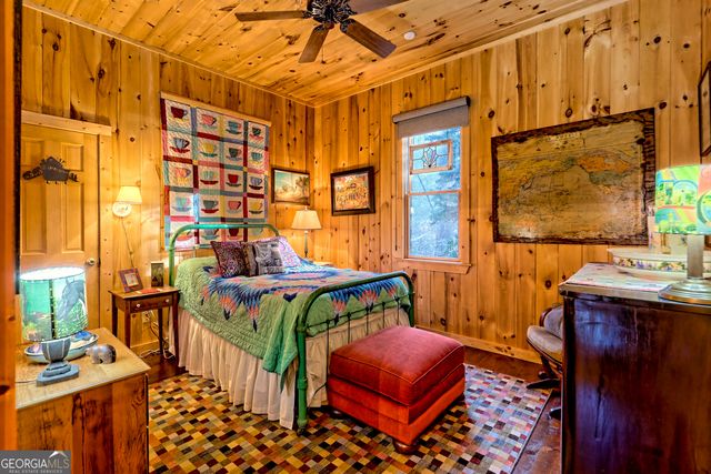 341 Brookwood Lane, Clarkesville, GA 30523