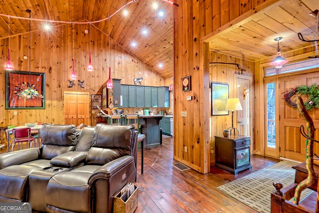 341 Brookwood Lane, Clarkesville, GA 30523