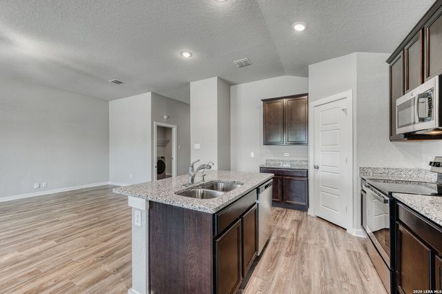 5443 Coral Valley, San Antonio, TX 78242