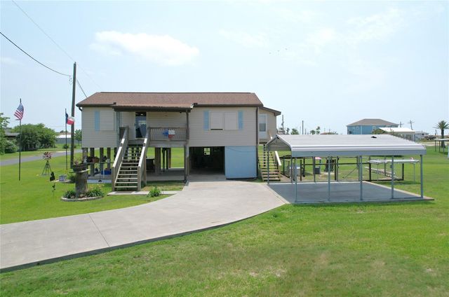 1321 Pickney Avenue, Port Bolivar, TX 77650