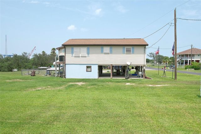 1321 Pickney Avenue, Port Bolivar, TX 77650