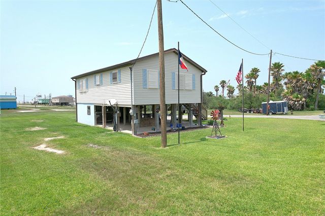 1321 Pickney Avenue, Port Bolivar, TX 77650