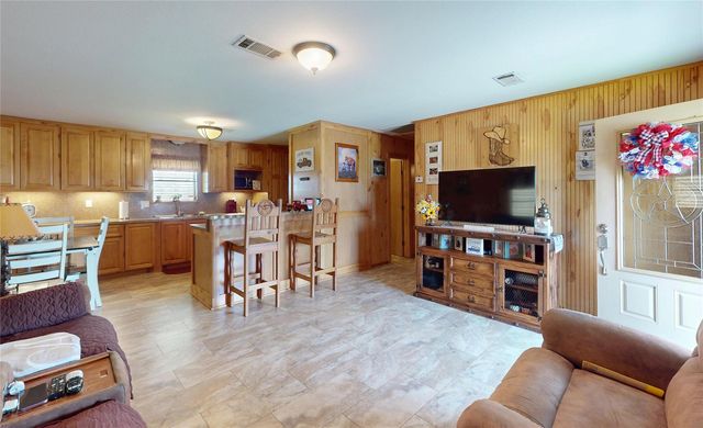 1321 Pickney Avenue, Port Bolivar, TX 77650