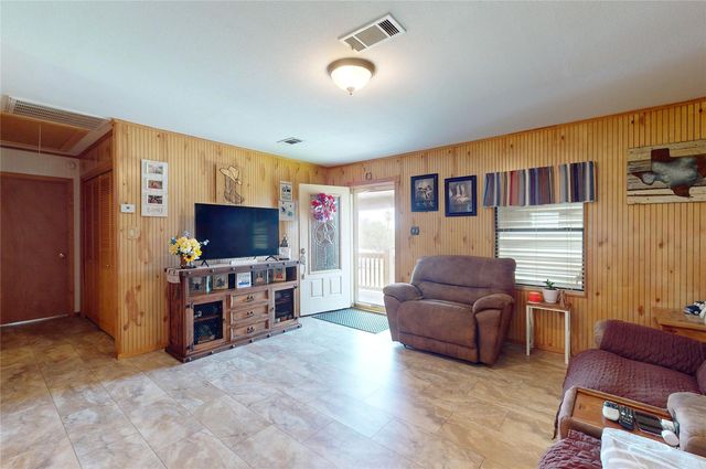 1321 Pickney Avenue, Port Bolivar, TX 77650