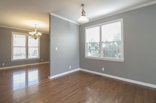 702 Mount Vernon Dr, Clarksville, TN 37043