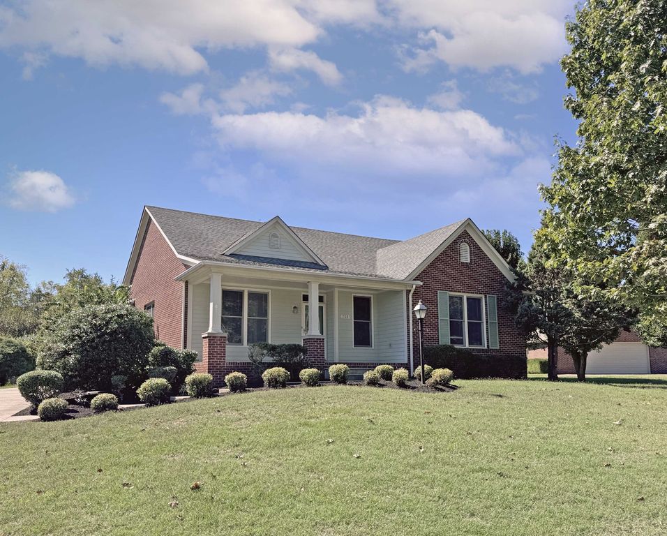 702 Mount Vernon Dr, Clarksville, TN 37043
