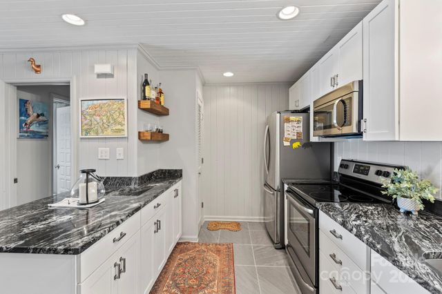 68 Toxaway Point C1, Lake Toxaway, NC 28747