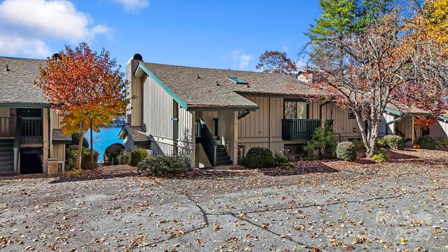 68 Toxaway Point C1, Lake Toxaway, NC 28747