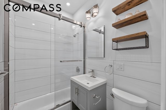 234 E 14th St Apt 1F, New York City, NY 10003