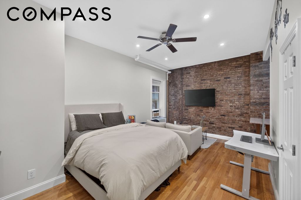 234 E 14th St Apt 1F, New York City, NY 10003