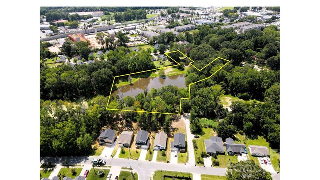 524 Dawn Circle, Charlotte, NC 28213