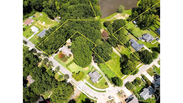 524 Dawn Circle, Charlotte, NC 28213