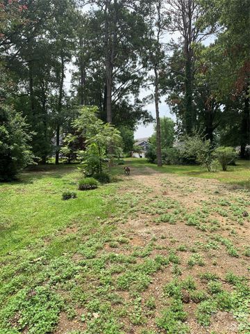 524 Dawn Circle, Charlotte, NC 28213