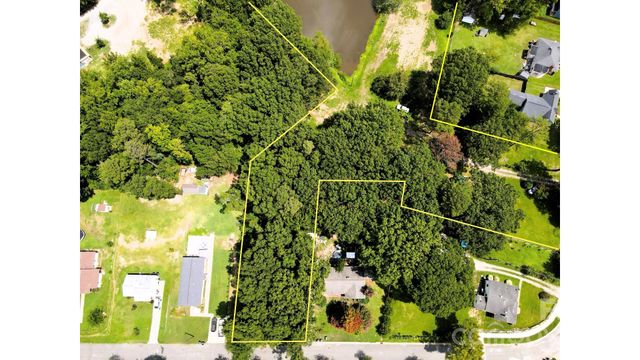 524 Dawn Circle, Charlotte, NC 28213