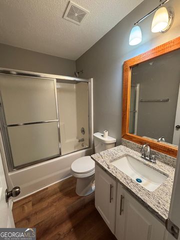 180 Brookestone Point, Fayetteville, GA 30215