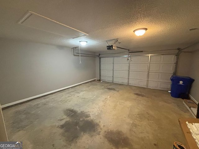 180 Brookestone Point, Fayetteville, GA 30215