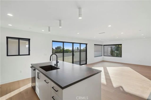 405 Serra Drive, Corona Del Mar, CA 92625