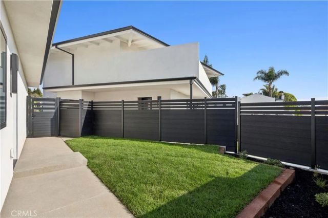 405 Serra Drive, Corona Del Mar, CA 92625