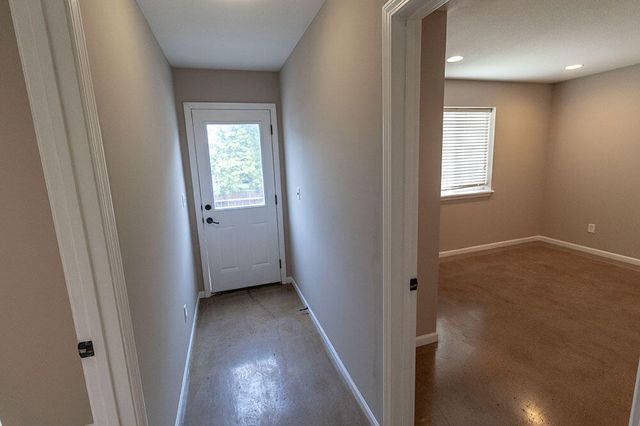 1409 PARIS RD 201, Columbia, MO 65201