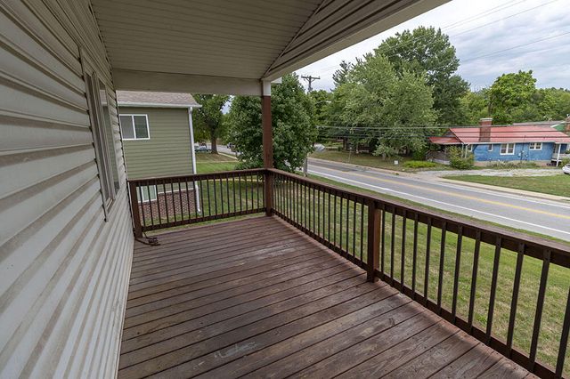 1409 PARIS RD 201, Columbia, MO 65201