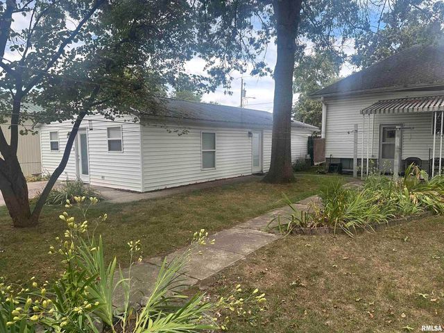 906 BELLE Avenue, Pinckneyville, IL 62274