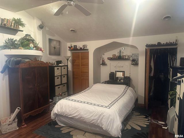 906 BELLE Avenue, Pinckneyville, IL 62274