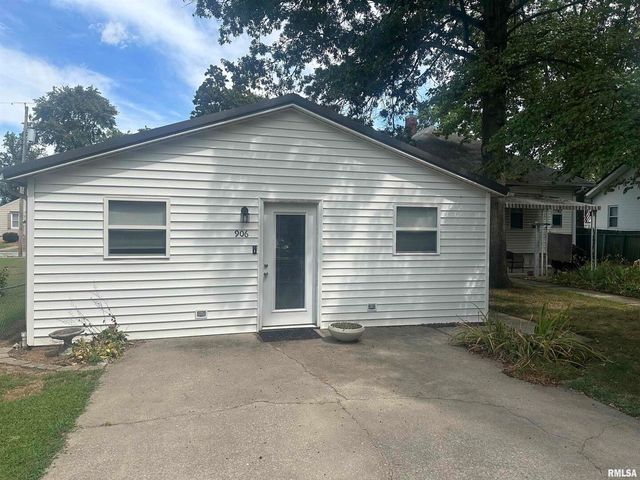 906 BELLE Avenue, Pinckneyville, IL 62274