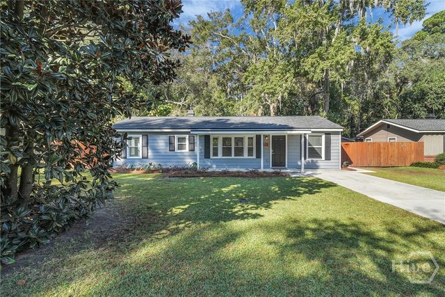 23 Brookview Drive, Savannah, GA 31406