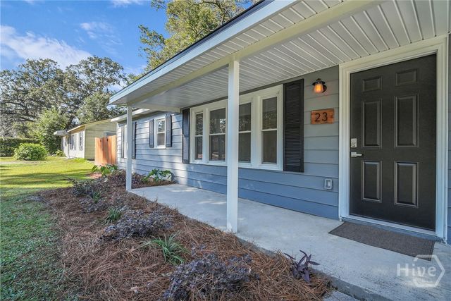 23 Brookview Drive, Savannah, GA 31406
