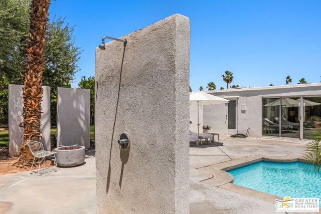 2129 George Drive, Palm Springs, CA 92262