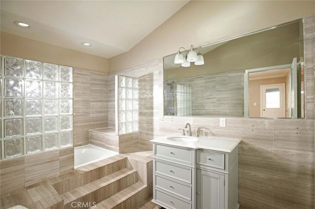 1817 Verdugo Loma, Glendale, CA 91208