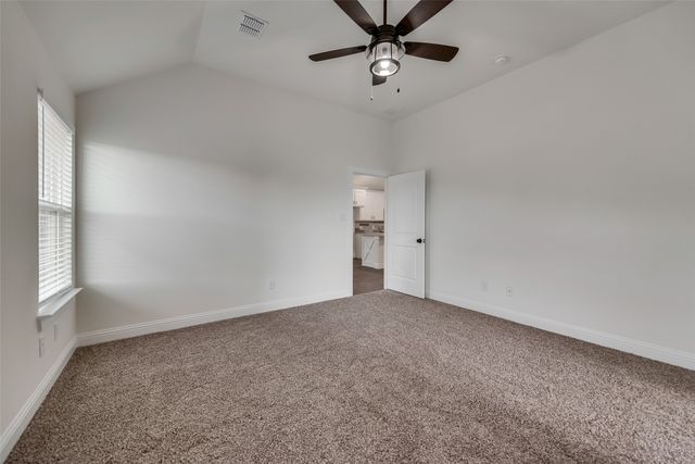 107 Maverick Trail, Valley View, TX 76272