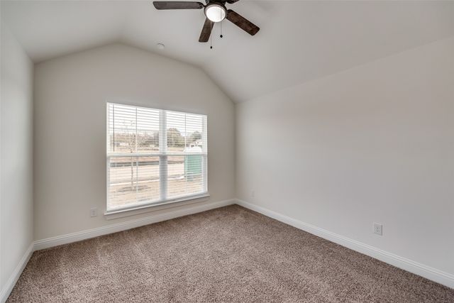107 Maverick Trail, Valley View, TX 76272