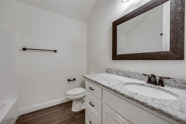 107 Maverick Trail, Valley View, TX 76272