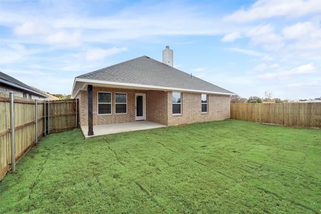 107 Maverick Trail, Valley View, TX 76272