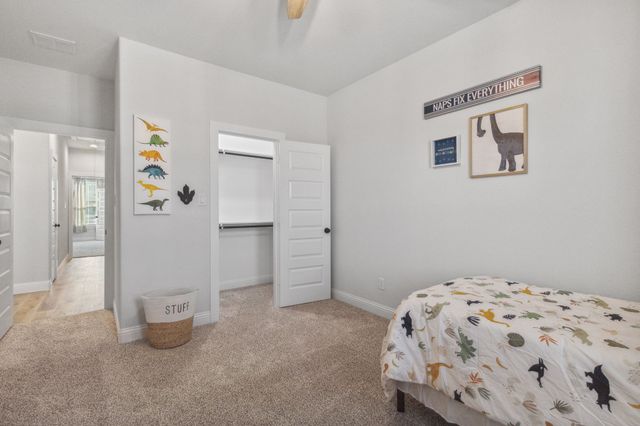 107 Maverick Trail, Valley View, TX 76272