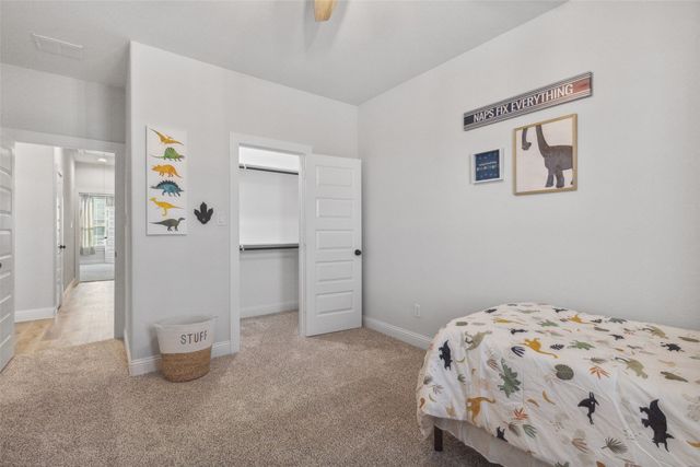 107 Maverick Trail, Valley View, TX 76272