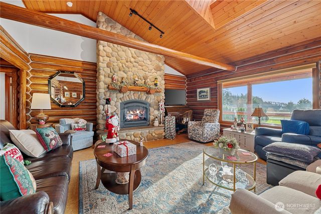 169 David Street, Camano Island, WA 98282