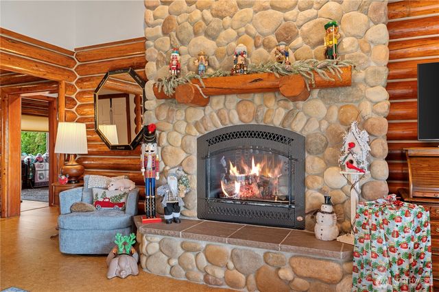 169 David Street, Camano Island, WA 98282