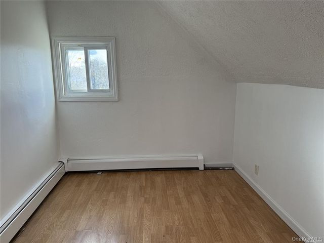 33 Clarissa Drive, Hicksville, NY 11801