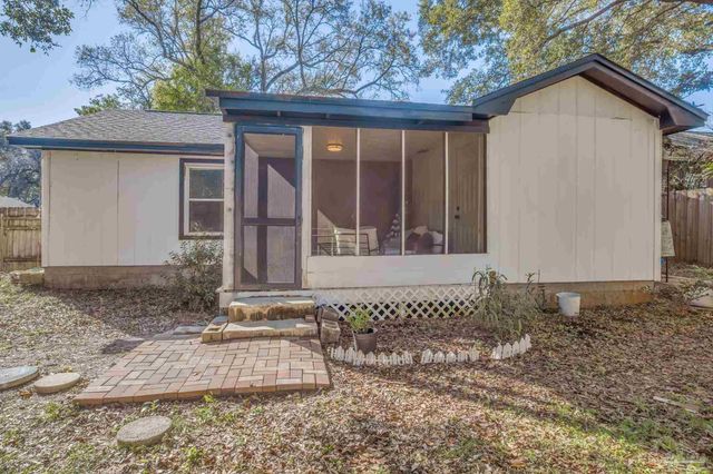 7714 Brook Meadow Pl, Pensacola, FL 32514