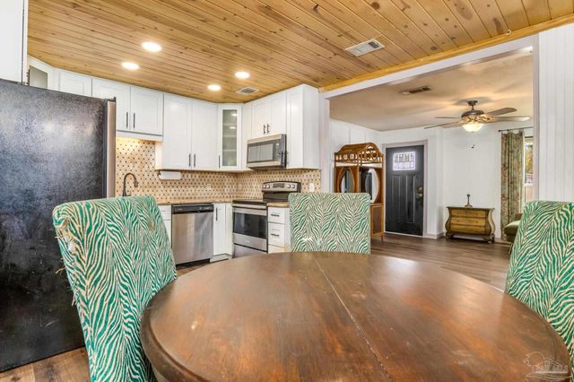 7714 Brook Meadow Pl, Pensacola, FL 32514