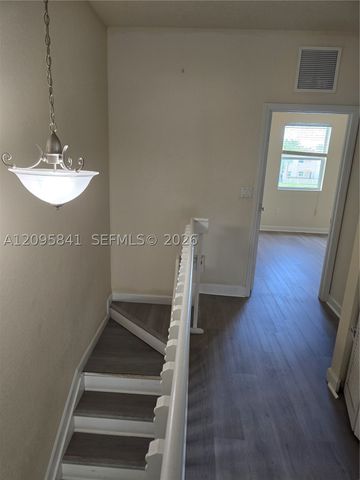 2853 SE 1st Dr 6, Homestead, FL 33033