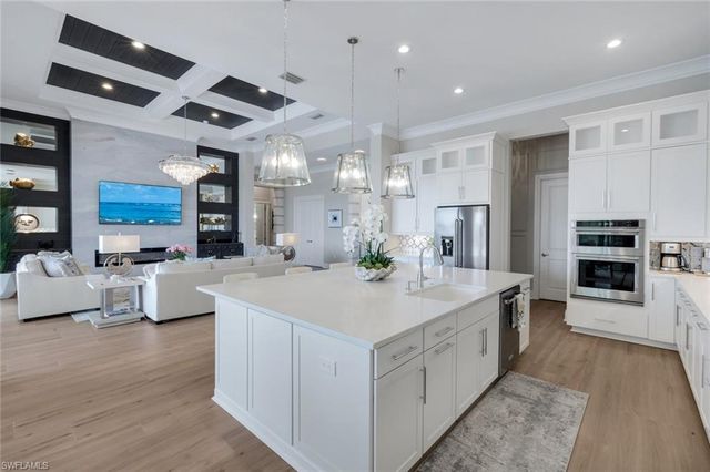 8931 Nevis WAY, Naples, FL 34112