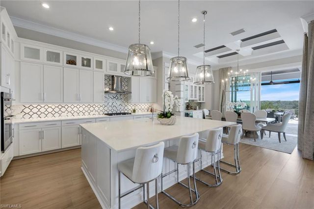 8931 Nevis WAY, Naples, FL 34112